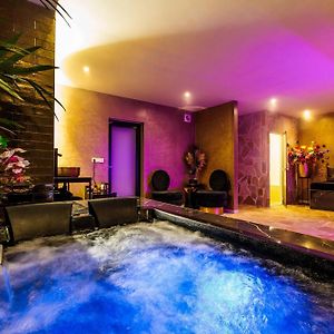 B&B Spa Goud